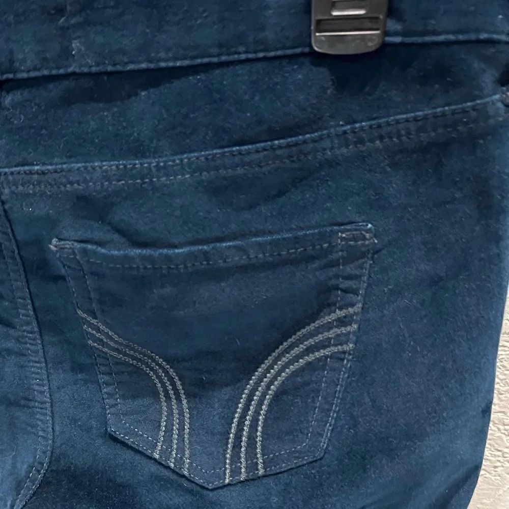 Hollister super skinny velvet pants blue size 7/28 - Picture 9 of 16